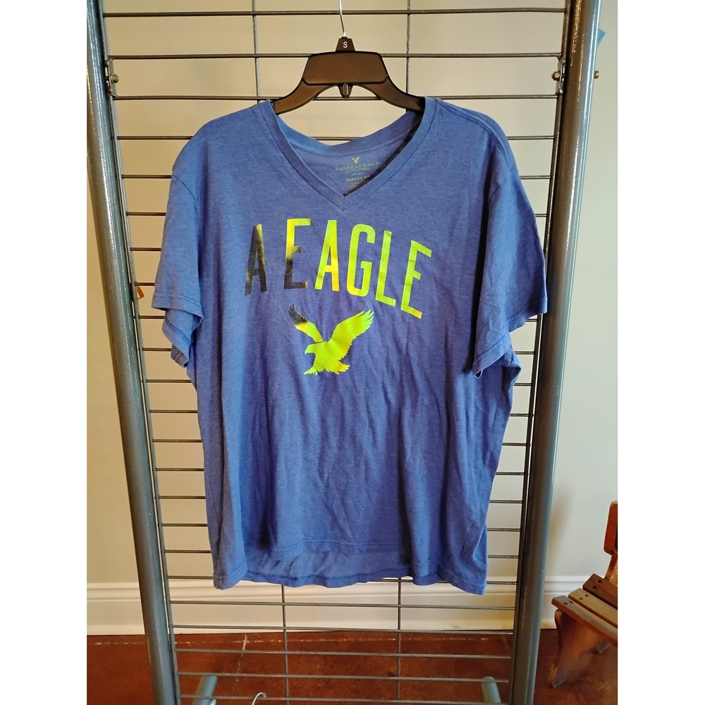 American Eagle Outfitters Mens XXL Blue V-Neck Graphic T-Shirt Classic Fit 455
